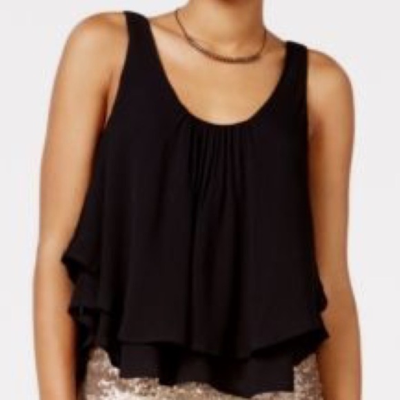Chelsea Sky Tops - Black Tierred Gauze High Low Tank Top XS